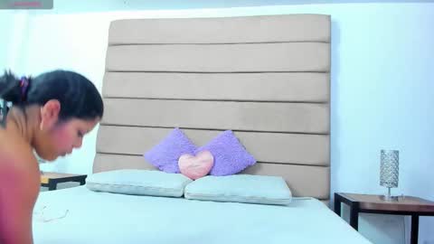 Susan online show from November 6, 2025, 8:21 pm