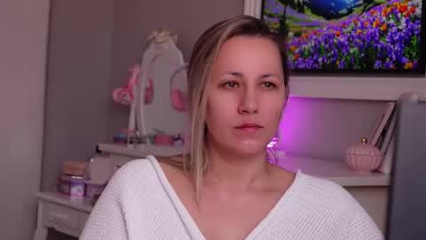 Snapshot of susanjewel chatting on March 16, 2026, 7:34 am SusanJewel online show from March 16, 2026, 7:34 am