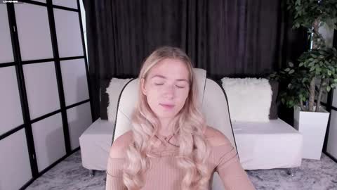 Susan online show from September 17, 2025, 6:37 am