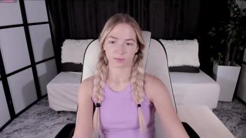 Susan online show from October 11, 2025, 3:06 am