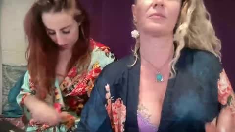 Snapshot of susieandlacey chatting on June 14, 2026, 7:10 am Susie and Lacey online show from June 14, 2026, 7:10 am