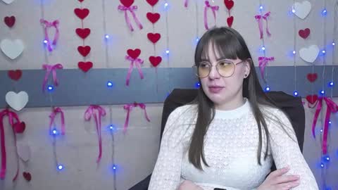 SusieMultigirl online show from March 12, 2025, 8:30 am