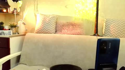 SusiexNoreen online show from March 27, 2026, 8:26 am