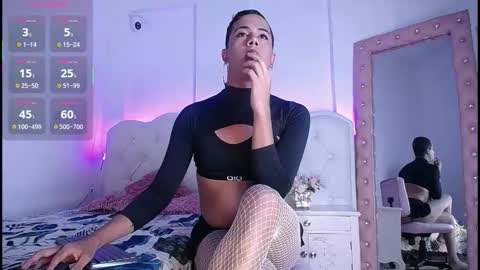 Sussan Cooper online show from November 19, 2025, 3:28 am