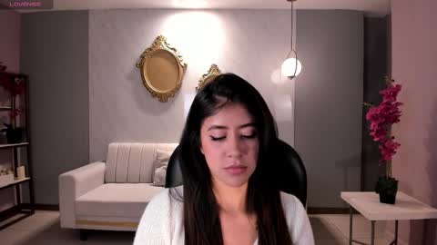 Snapshot of sussanelliot chatting on February 19, 2025, 7:16 pm Sussan online show from February 19, 2025, 7:16 pm