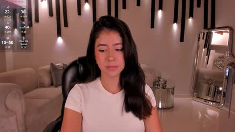 Snapshot of sussanelliot chatting on September 18, 2025, 9:55 am Sussan online show from September 18, 2025, 9:55 am