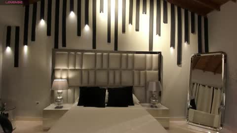 Snapshot of sussanelliot chatting on November 15, 2025, 9:50 am Sussan online show from November 15, 2025, 9:50 am