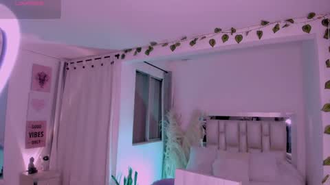 Snapshot of sussy_bell_ chatting on April 29, 2026, 2:48 am sussy_bell_ online show from April 29, 2026, 2:48 am