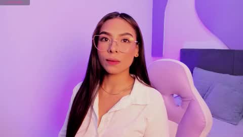 Snapshot of sussy_sweet4u chatting on November 6, 2025, 8:48 am sussy_sweet4u online show from November 6, 2025, 8:48 am