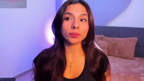 sussy_sweet4u online show from April 17, 2026, 11:57 am