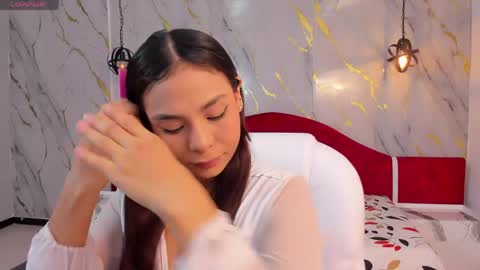 sussy_sweet4u online show from June 6, 2026, 10:42 am