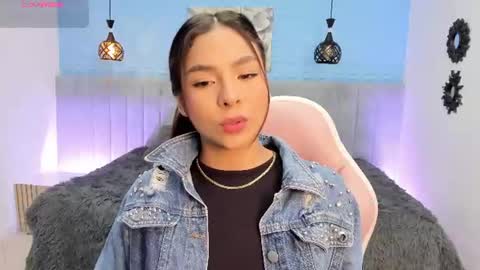 sussy_sweet4u online show from June 12, 2026, 10:47 am