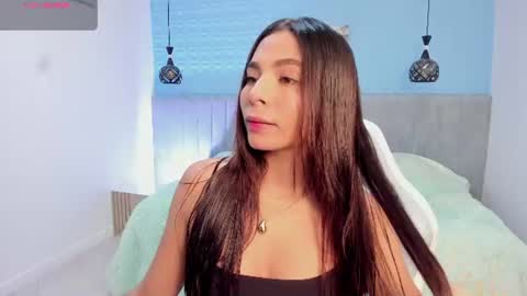 sussy_sweet4u online show from July 27, 2026, 10:11 am