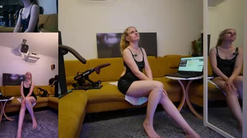 Snapshot of suzannexxxxxx chatting on May 26, 2026, 9:11 pm suzannexxxxxx online show from May 26, 2026, 9:11 pm