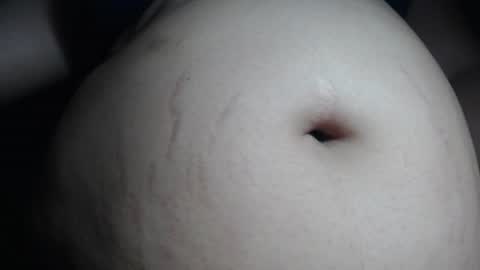 Snapshot of suzie_toot chatting on July 3, 2026, 8:32 am Suzie online show from July 3, 2026, 8:32 am