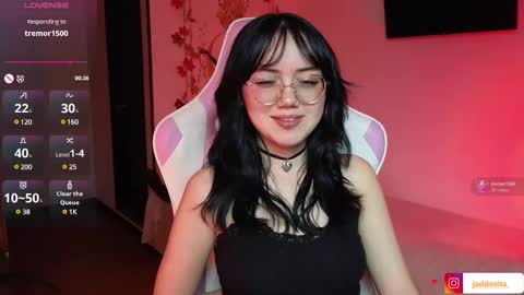 Snapshot of suzumi_ chatting on December 3, 2024, 5:09 am Jadde online show from December 3, 2024, 5:09 am