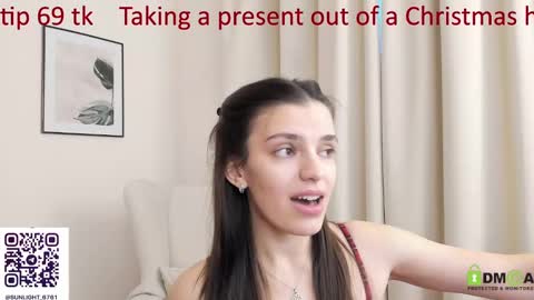 Suzy  next stream  Thursday Friday Saturday online show from December 25, 2024, 4:54 am