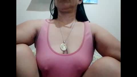 suzzie_hot online show from February 28, 2025, 5:26 pm