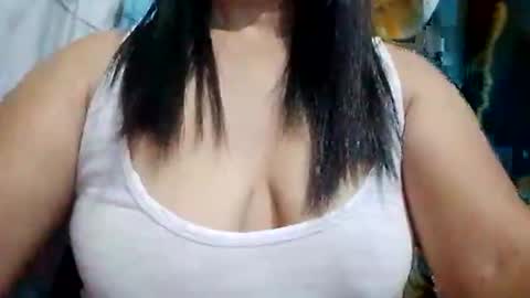 suzzie_hot online show from February 19, 2026, 10:11 am