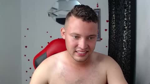 Snapshot of sven_fox723 chatting on March 27, 2026, 12:05 am Sven online show from March 27, 2026, 12:05 am