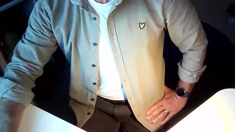 Snapshot of svena chatting on September 25, 2025, 6:17 am svena online show from September 25, 2025, 6:17 am