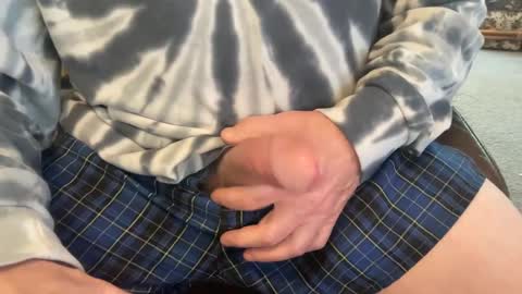 Snapshot of svscruz831 chatting on February 21, 2025, 5:53 pm VersDad55 online show from February 21, 2025, 5:53 pm