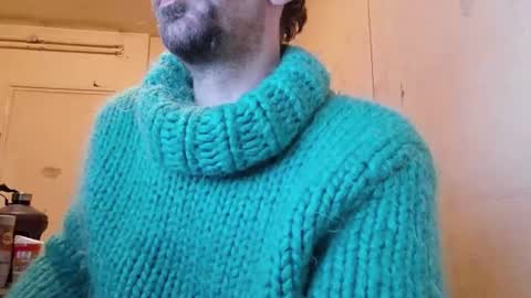 Snapshot of sweaterboy666 chatting on July 15, 2026, 2:17 am sweaterboy666 online show from July 15, 2026, 2:17 am