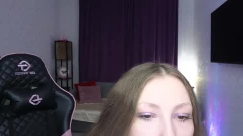 Snapshot of sweeet_lilit chatting on October 25, 2025, 9:31 pm SwitLilit online show from October 25, 2025, 9:31 pm