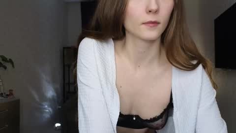 Snapshot of sweeet_lilit chatting on November 26, 2025, 9:49 pm SwitLilit online show from November 26, 2025, 9:49 pm