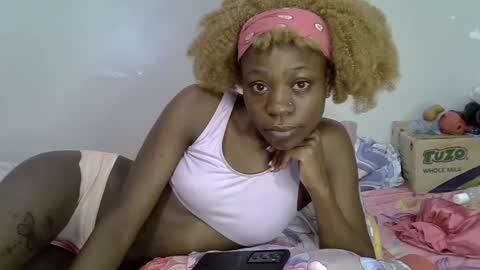 Snapshot of sweest_caster chatting on July 15, 2026, 7:57 am Sweetest doll online show from July 15, 2026, 7:57 am