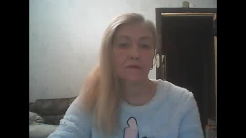 Snapshot of sweet4blonde609 chatting on February 17, 2025, 7:04 am sweet4blonde609 online show from February 17, 2025, 7:04 am