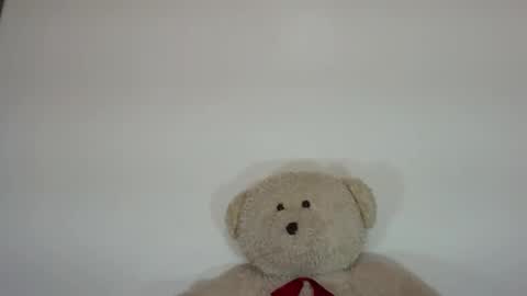 sweet69berry online show from February 5, 2026, 6:45 pm