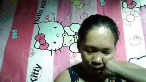 sweet818957 online show from June 26, 2026, 7:24 am