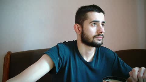 Snapshot of sweet__daddy8 chatting on December 29, 2024, 6:24 am BredEmiliya online show from December 29, 2024, 6:24 am