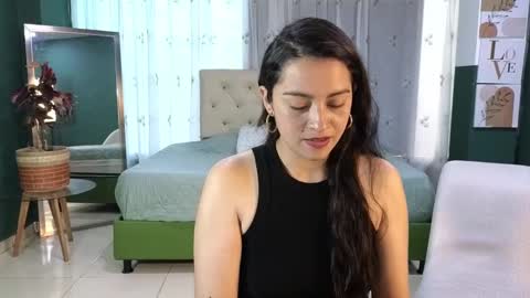 sweet_ahinara online show from March 12, 2025, 9:45 pm