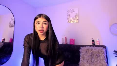 Snapshot of sweet_alexaa_ chatting on July 4, 2026, 3:56 am Alexa online show from July 4, 2026, 3:56 am