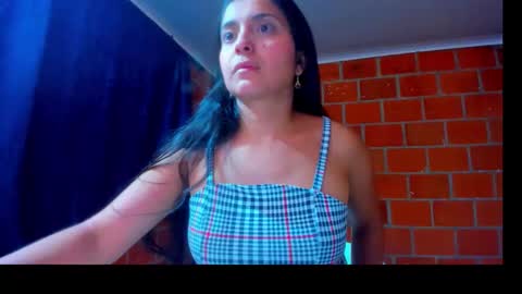 sweet and hot alaia online show from February 22, 2026, 7:19 am