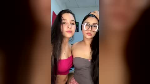 Snapshot of sweet_and_rous chatting on July 30, 2026, 3:27 am sweet_and_rous online show from July 30, 2026, 3:27 am