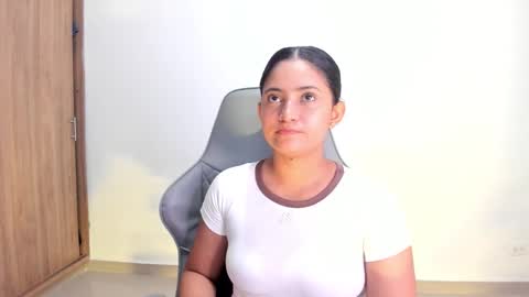 Asheley online show from March 1, 2026, 4:14 am