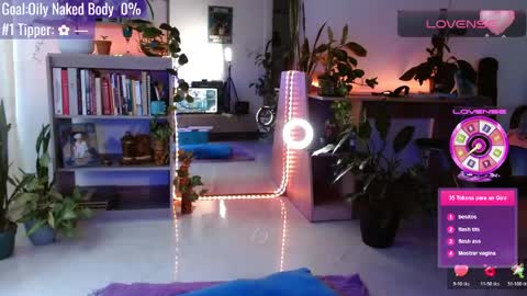 Tutti  online show from March 28, 2026, 9:03 pm