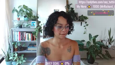 Tutti  online show from May 22, 2026, 4:12 pm