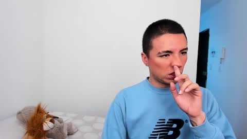 CristianBrayan PVT OPEN online show from November 4, 2025, 12:04 pm