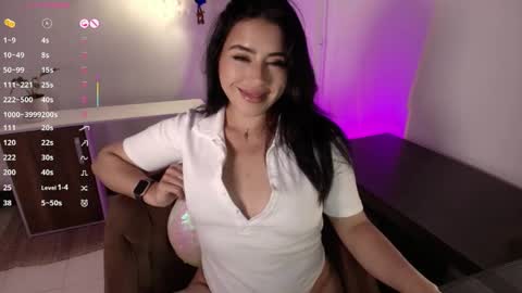 Snapshot of sweet_cami1 chatting on May 27, 2026, 2:19 am Camila online show from May 27, 2026, 2:19 am