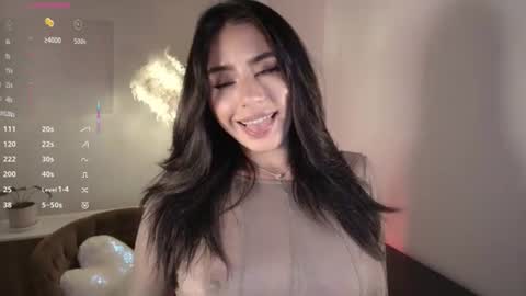 Camila online show from July 14, 2026, 1:08 am
