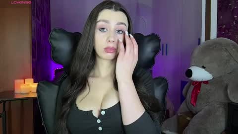 Sweet Cherry online show from May 18, 2026, 7:41 pm
