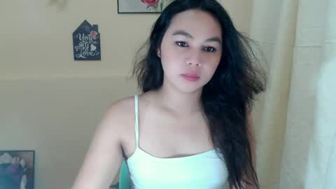 Snapshot of sweet_danicaa chatting on May 14, 2026, 5:31 pm danice online show from May 14, 2026, 5:31 pm