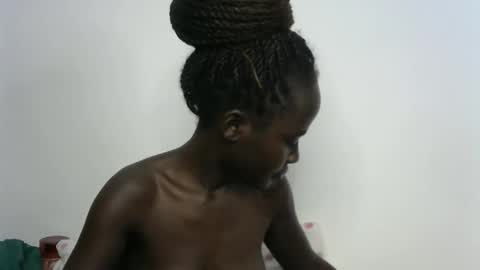 Snapshot of sweet_diva19 chatting on October 30, 2025, 9:04 pm sweet_diva19 online show from October 30, 2025, 9:04 pm