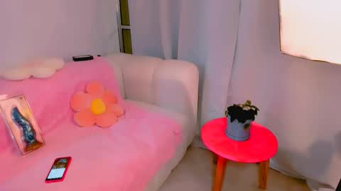 Snapshot of sweet_doll_ chatting on November 16, 2025, 1:44 am Dulce ONLYFANS jessica78784405 online show from November 16, 2025, 1:44 am