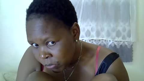 sweet_dori33 online show from April 15, 2026, 8:09 pm