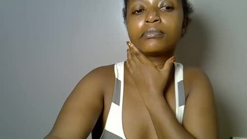 sweet_ebony001 online show from March 26, 2026, 12:17 am